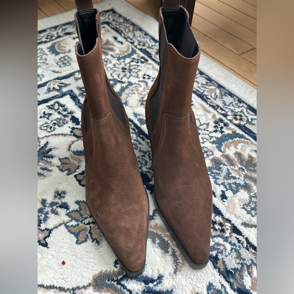 Brand new Zara boots
